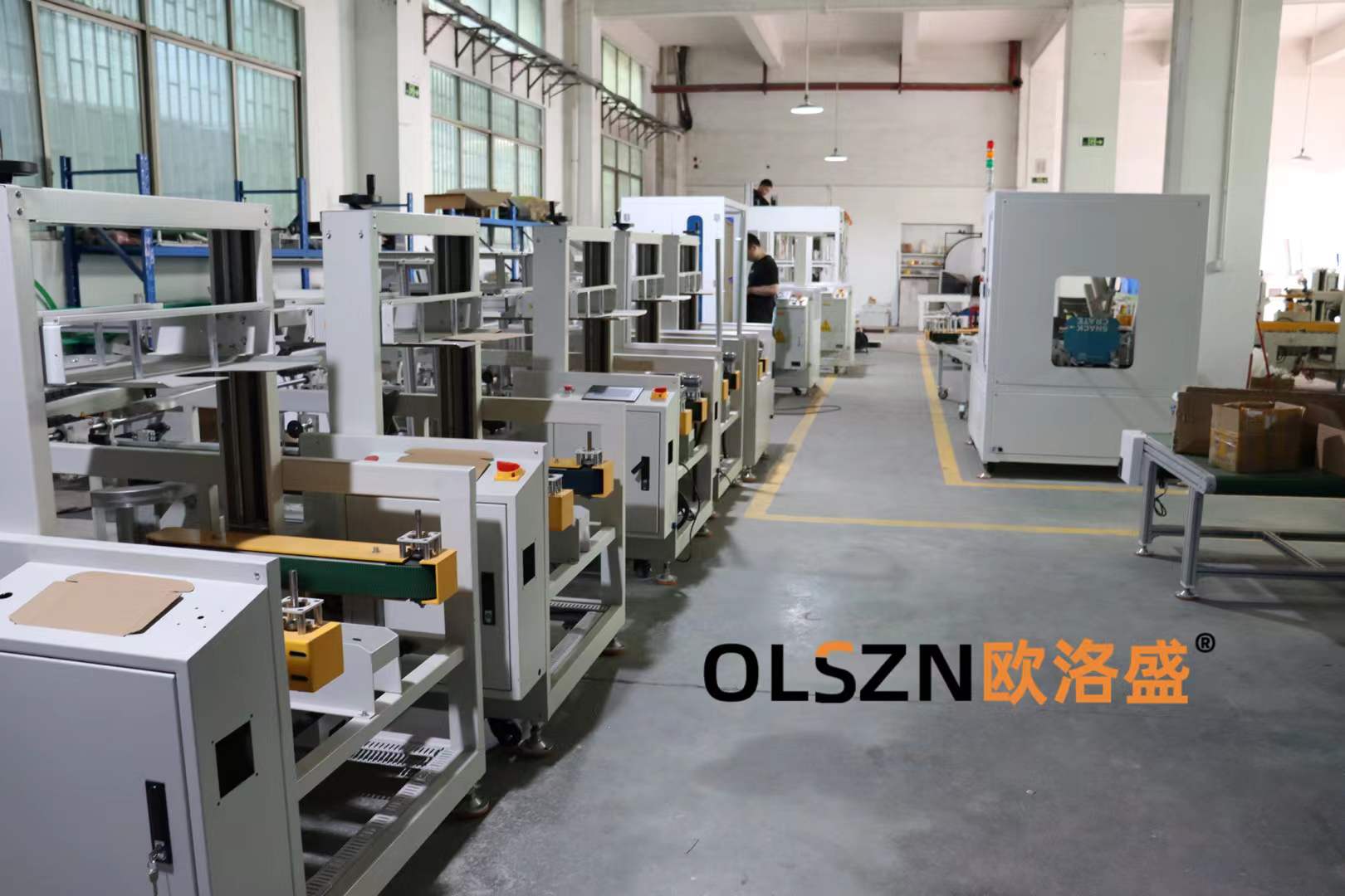 開(kāi)箱機(jī)車(chē)間