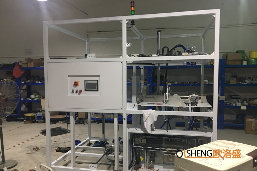 非標(biāo)折盒機(jī)生產(chǎn)中